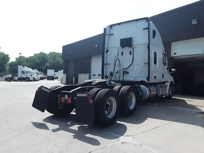 2022 FREIGHTLINER/MERCEDES NEW CASCADIA PX126645860cb38d88c7cb2274149b1caed4ce9