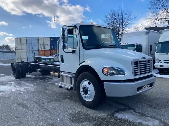 2020 FREIGHTLINER/MERCEDES M2 106