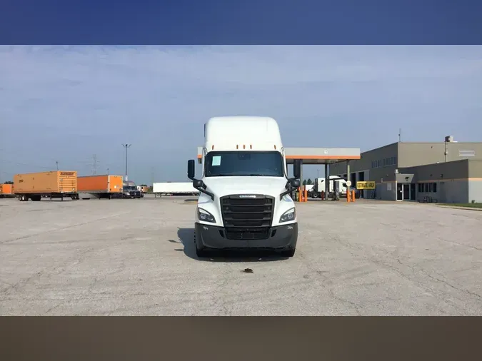 2023 Freightliner Cascadia 12658622e428c1fbbdd3b2deb861aa0ab86