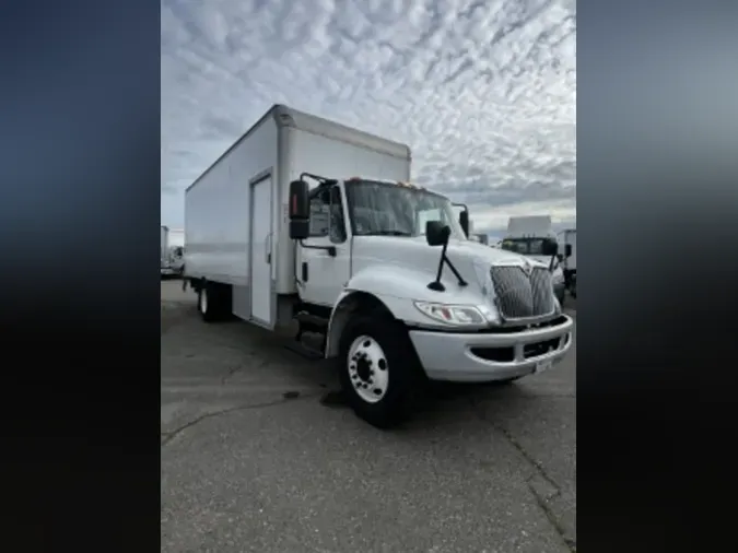 2019 NAVISTAR INTERNATIONAL 4300 SBA