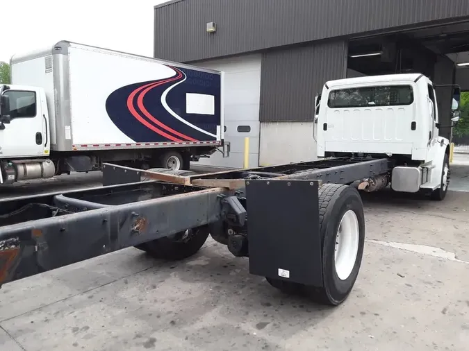 2020 FREIGHTLINER/MERCEDES M2 106586919a088efca5c666c427da75150ff