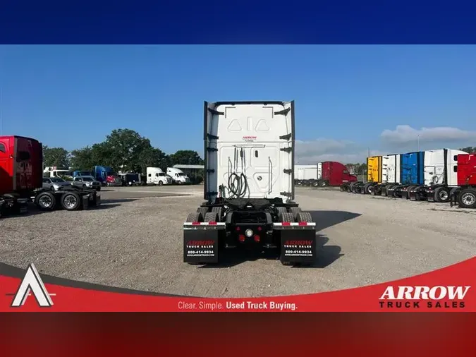 2020 FREIGHTLINER CA126