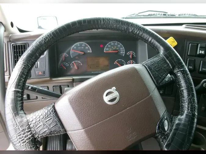 2013 Volvo VNL67058706847761ebbc14be77b516f5c0c2e