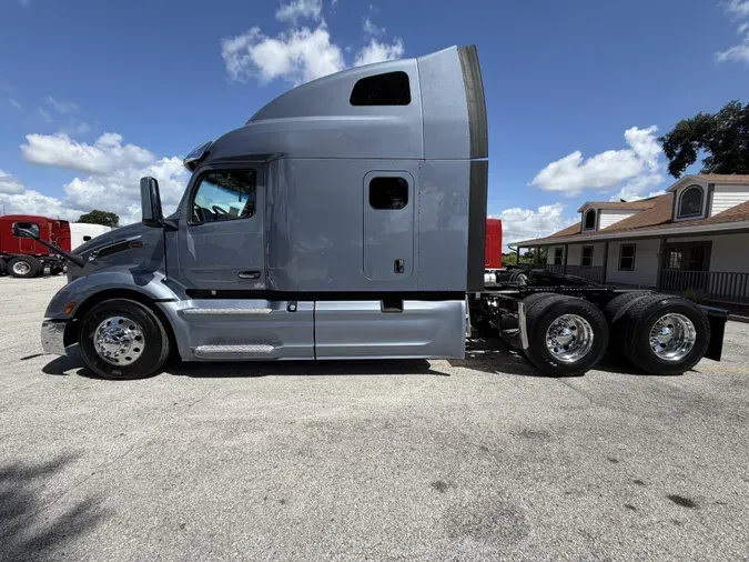 2023 Peterbilt 579