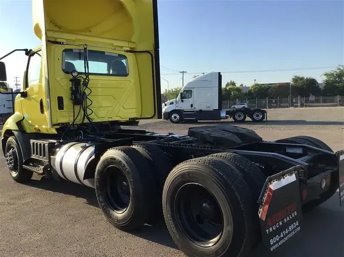 2018 INTERNATIONAL RH613