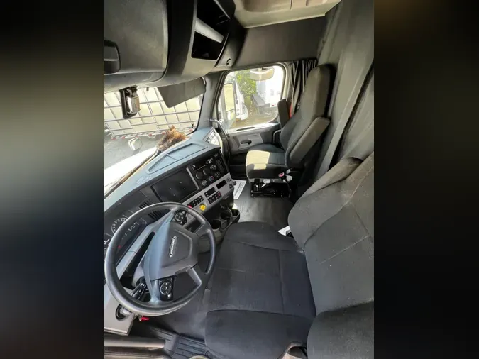 2019 FREIGHTLINER NEW CASCADIA PX12664