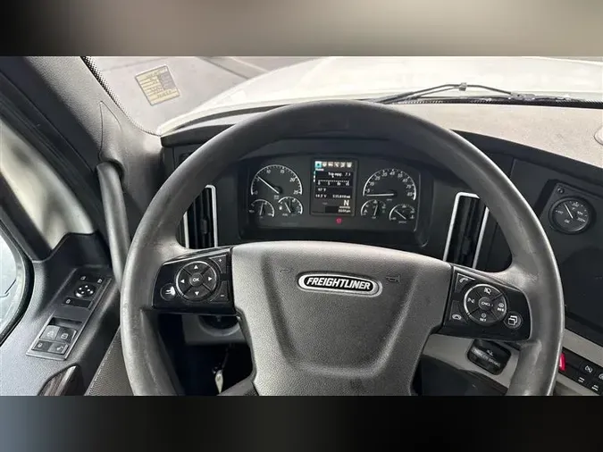 2019 FREIGHTLINER CA126