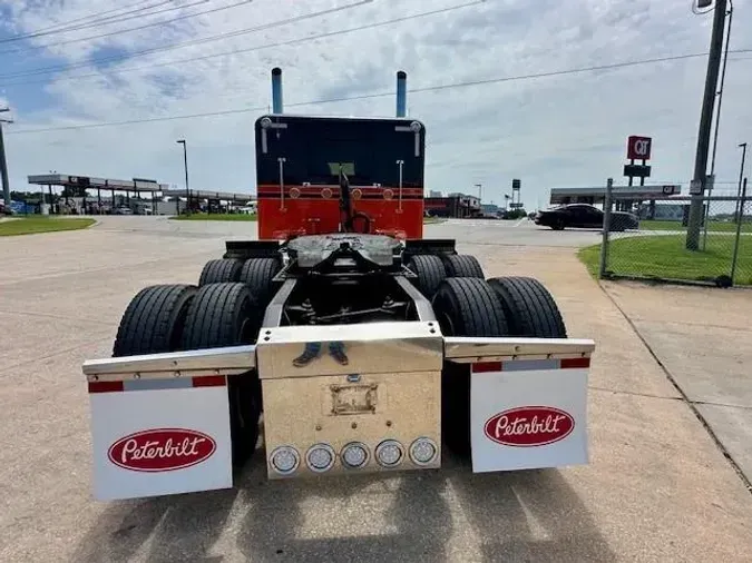 2021 Peterbilt 389