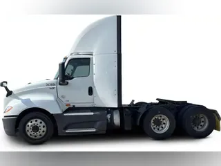 2021 International LT625