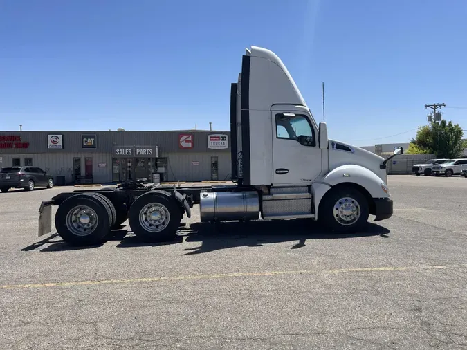 2021 Kenworth T680