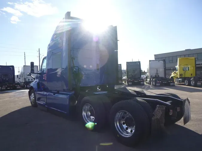 2022 International LT625