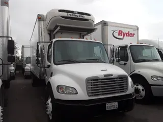 2015 Freightliner M2 106