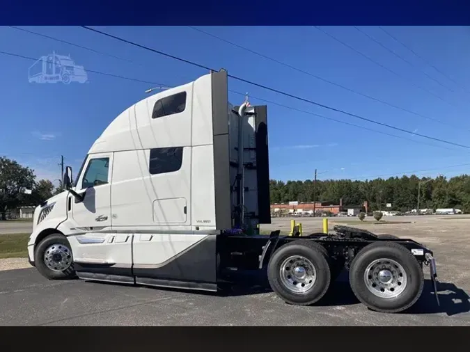 2026 VOLVO VNL64T860