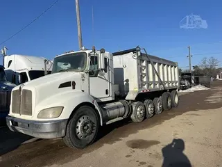 2014 KENWORTH T370