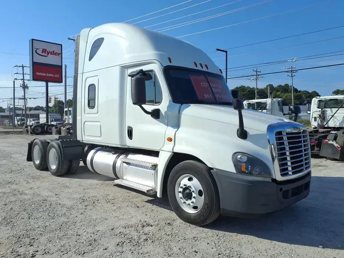 2020 FREIGHTLINER CASCADIA 125