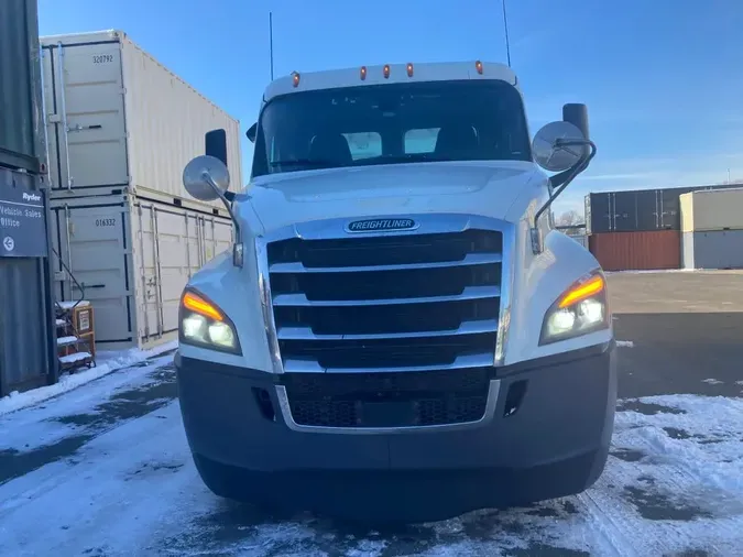 2020 FREIGHTLINER/MERCEDES NEW CASCADIA PX12664