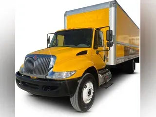 2018 International 4300-4X2
