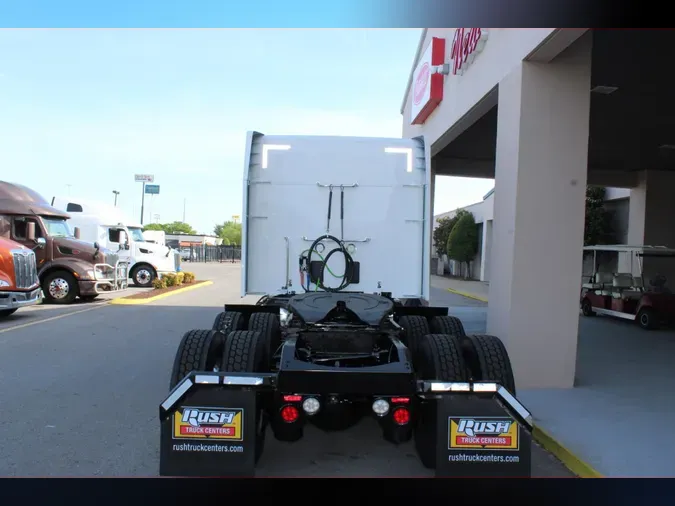 2022 Peterbilt 567588f092cfcc93f418ec9e5236cce870c