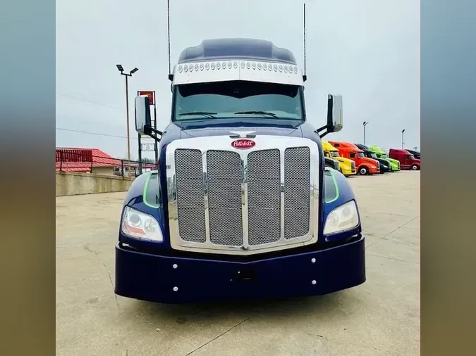 2020 Peterbilt 579