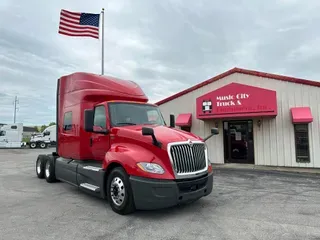 2019 International LT625