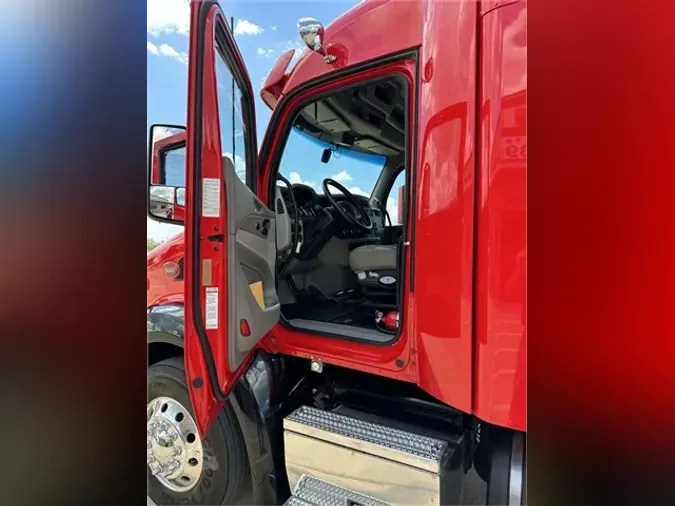 2019 PETERBILT 579