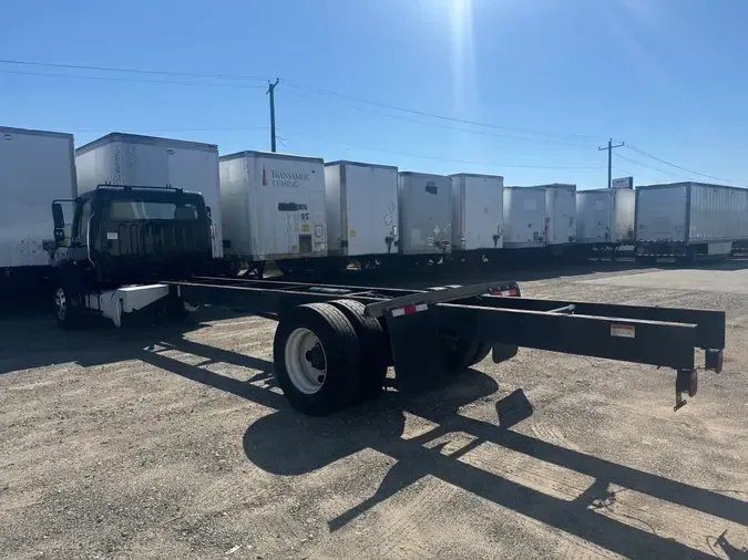 2018 FREIGHTLINER/MERCEDES M2 106