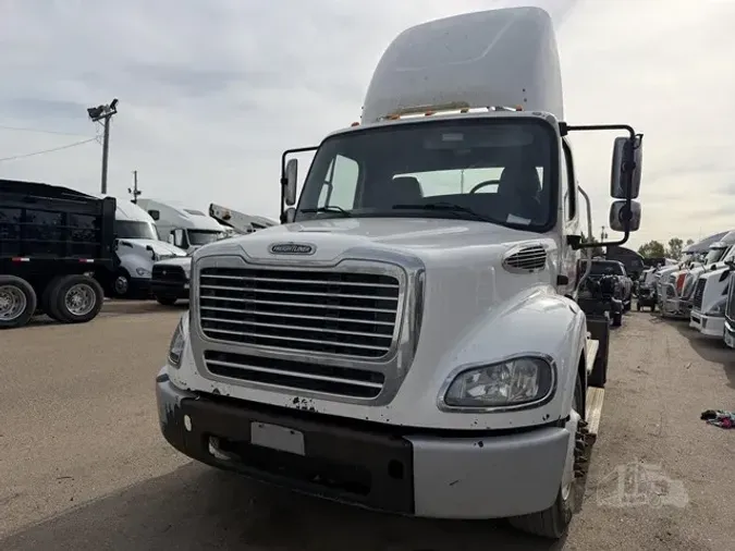2021 FREIGHTLINER BUSINESS CLASS M2 112
