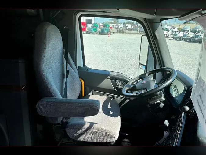2021 INT LT625 6x4