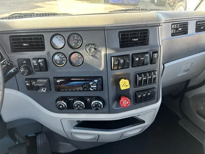 2020 Peterbilt 579