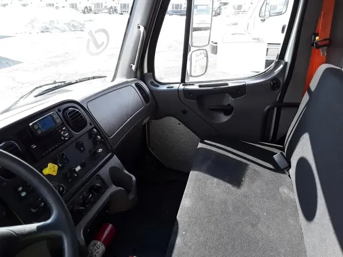 2018 FREIGHTLINER/MERCEDES M2 106