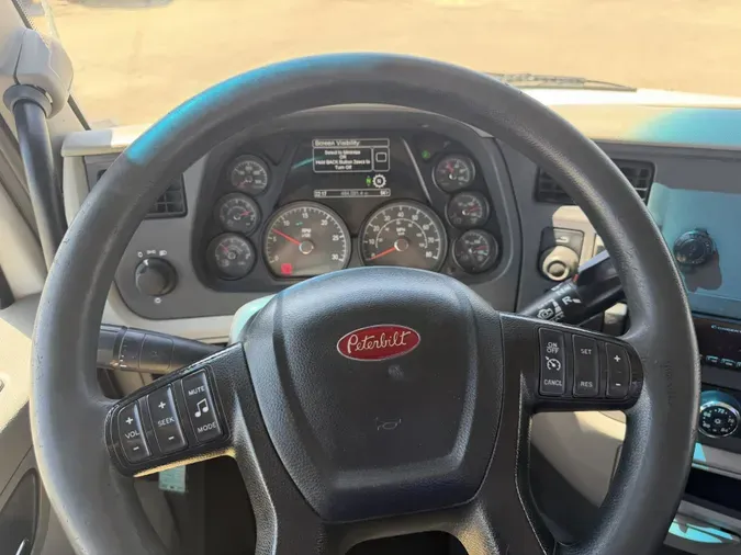 2020 Peterbilt 579