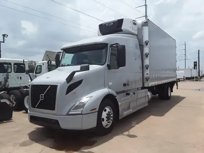 2020 VOLVO VNR42-64058b8ed7c4f3ffc61b3a009ddc647a599