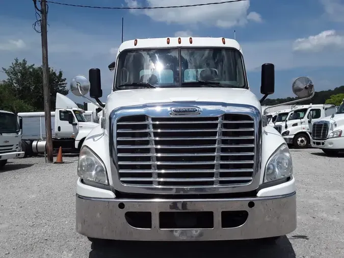 2018 FREIGHTLINER CASCADIA 125