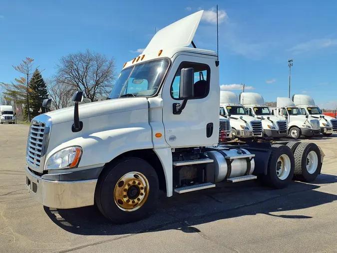 2016 FREIGHTLINER/MERCEDES CASCADIA 12558ba2ab2ee23d7bc6b23d100b581f669