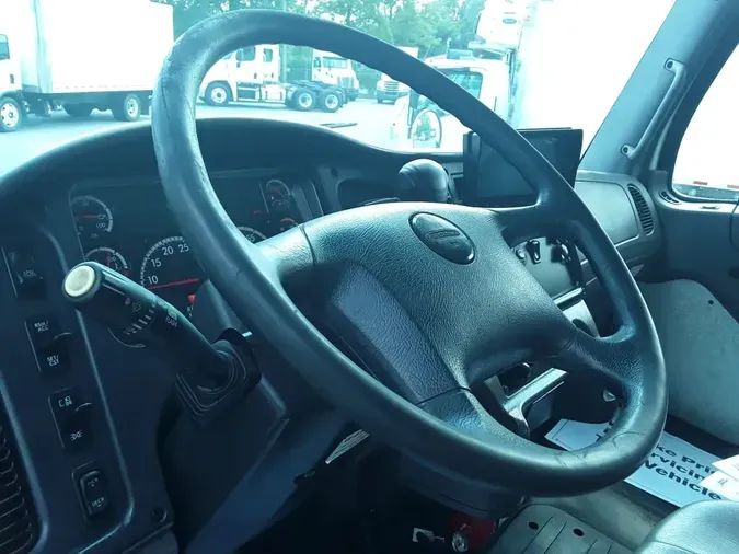 2019 FREIGHTLINER/MERCEDES M2 106