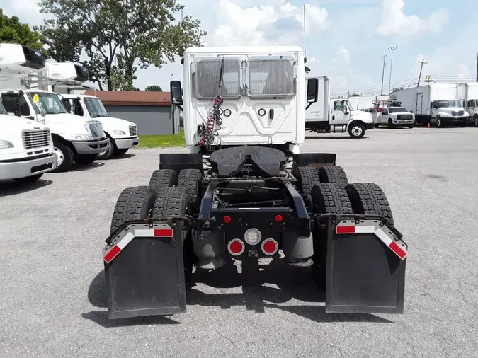 2020 FREIGHTLINER/MERCEDES CASCADIA 113