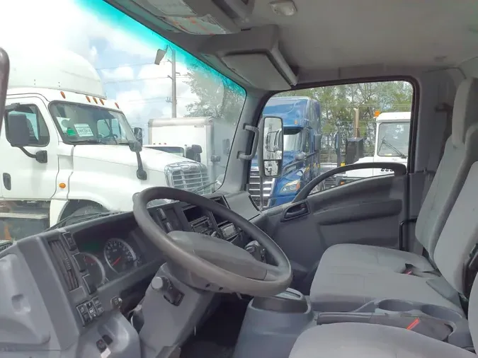 2019 ISUZU NPR