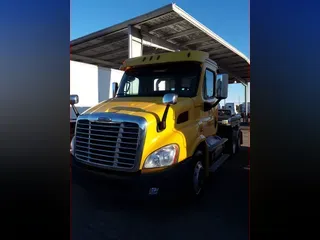 2018 FREIGHTLINER/MERCEDES CASCADIA 113