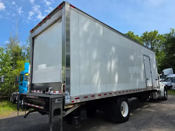 2019 FREIGHTLINER M2 106