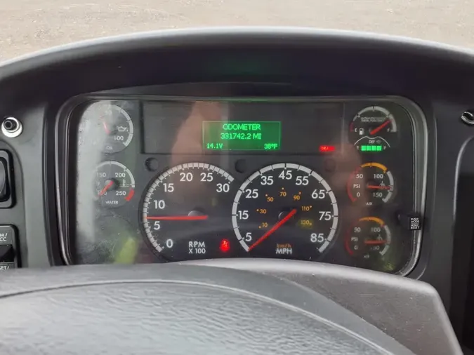 2018 FREIGHTLINER/MERCEDES M2 106
