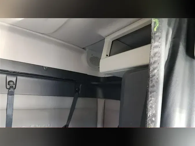 2021 FREIGHTLINER CASCADIA