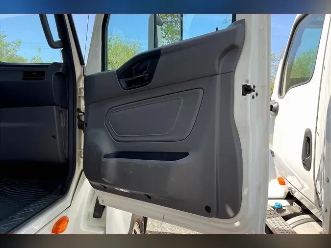 2020 INT LT625 6x4