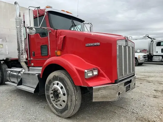 2013 KENWORTH T800