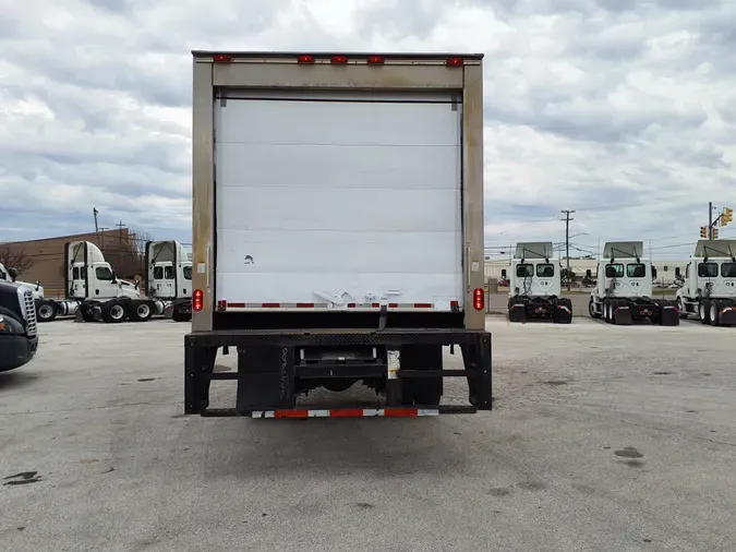 2019 FREIGHTLINER/MERCEDES M2 106