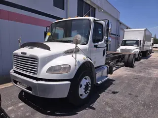 2020 FREIGHTLINER/MERCEDES M2 106