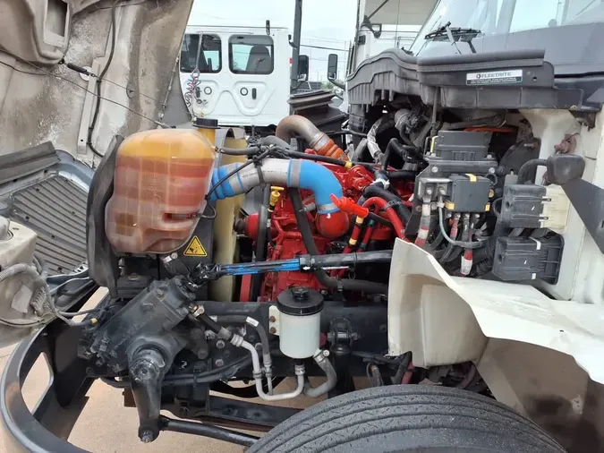 2019 NAVISTAR INTERNATIONAL 4300