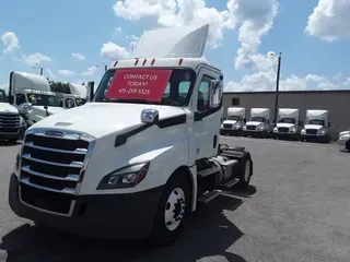 2020 FREIGHTLINER NEW CASCADIA 126