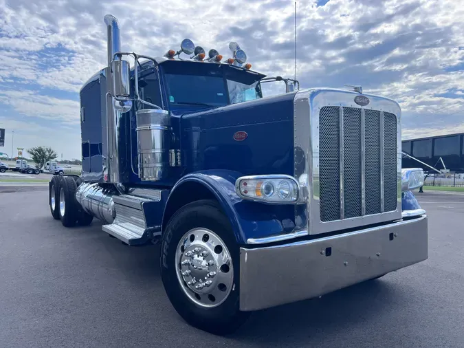 2020 PETERBILT 389