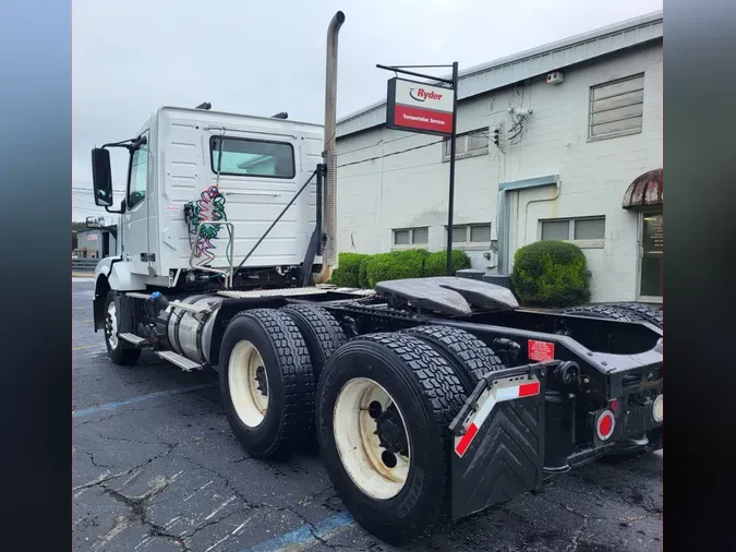 2016 VOLVO VNL64TRACTOR