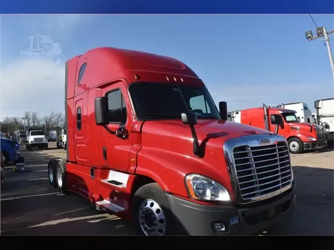 2017 FREIGHTLINER CASCADIA 125